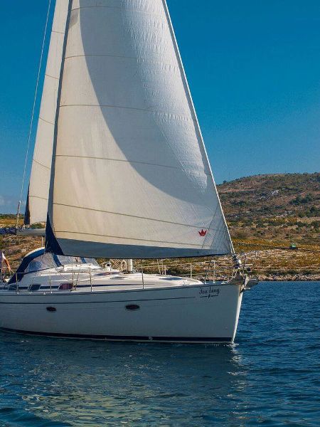 Bavaria 42
