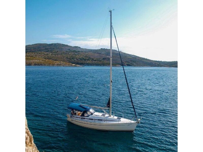 Bavaria 32