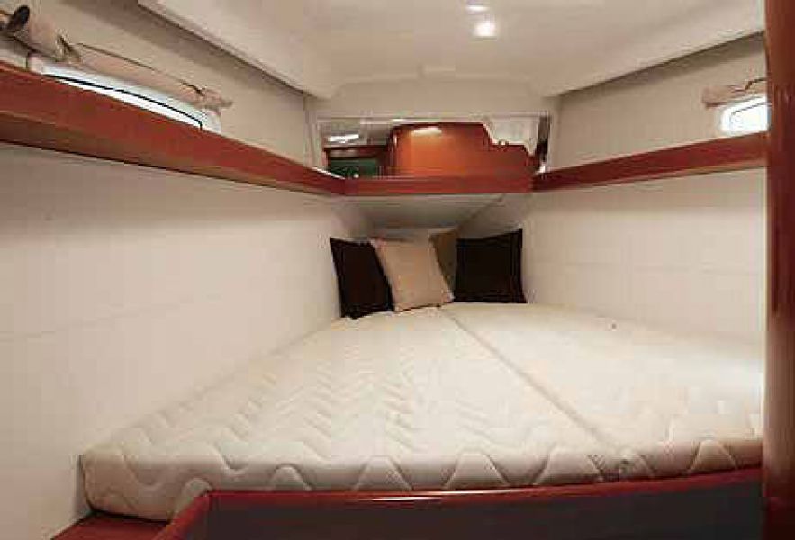 Oceanis 40