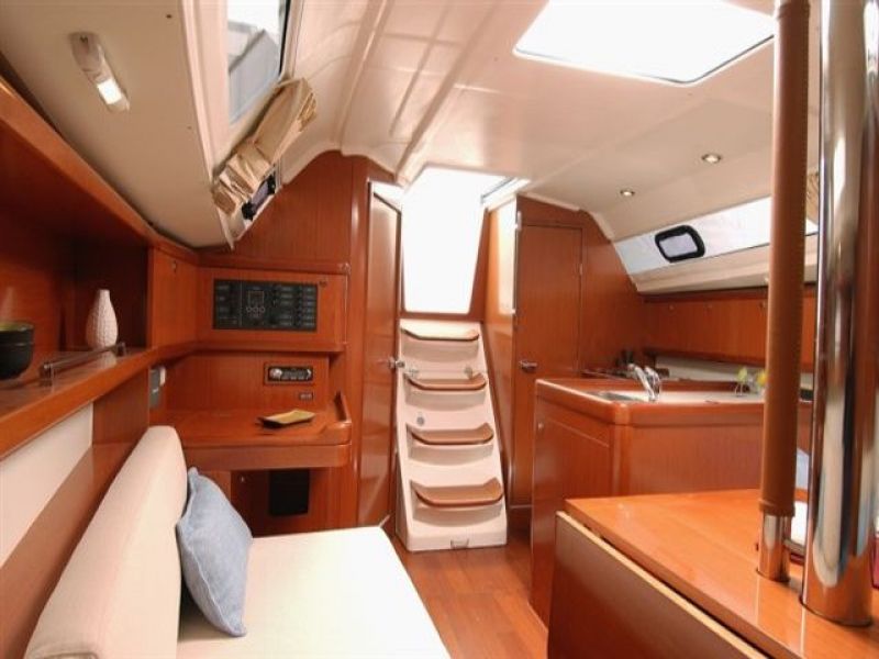 OCEANIS 311 DL
