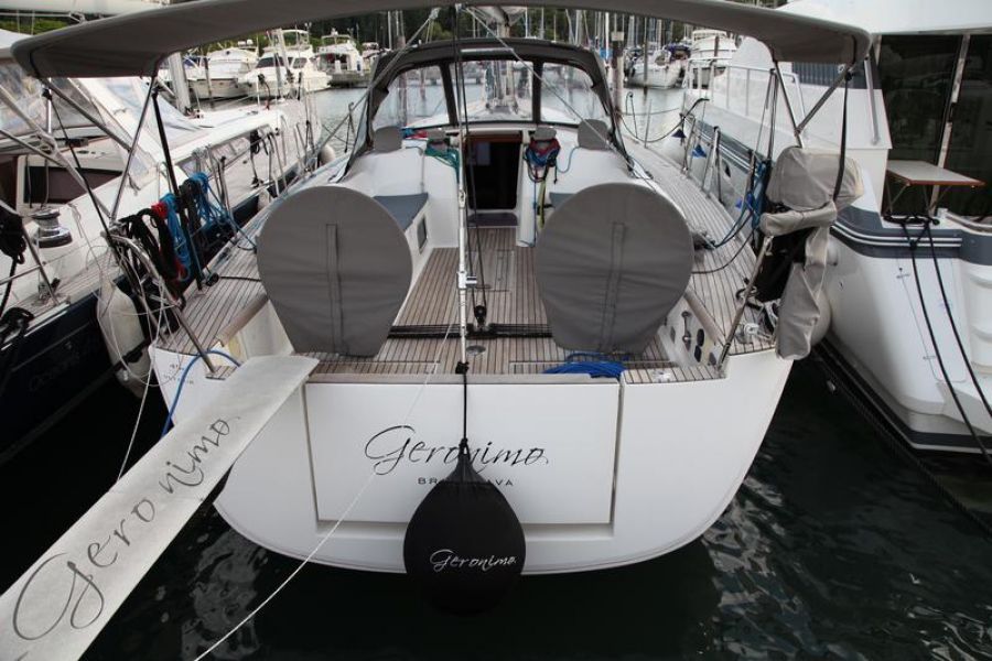 Dufour 45E