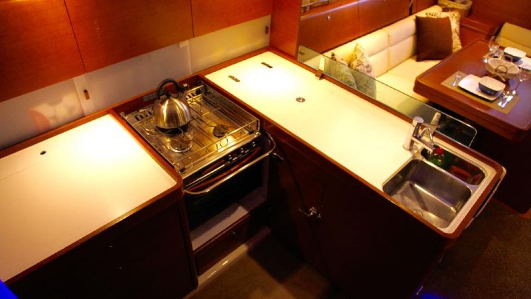 Dufour 45E