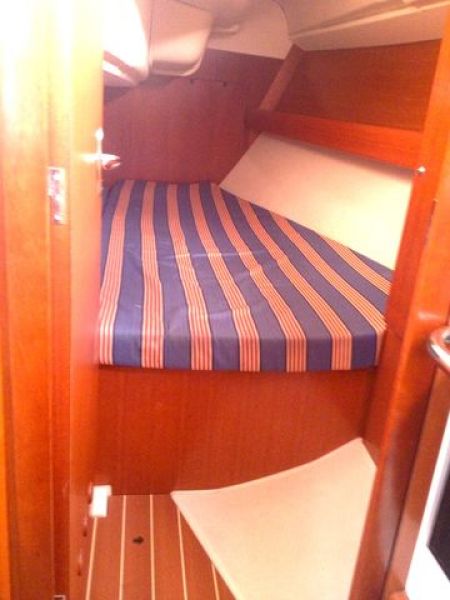 Dufour 325 GL