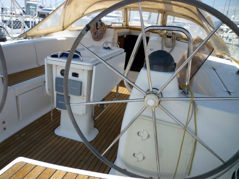 Bavaria 44