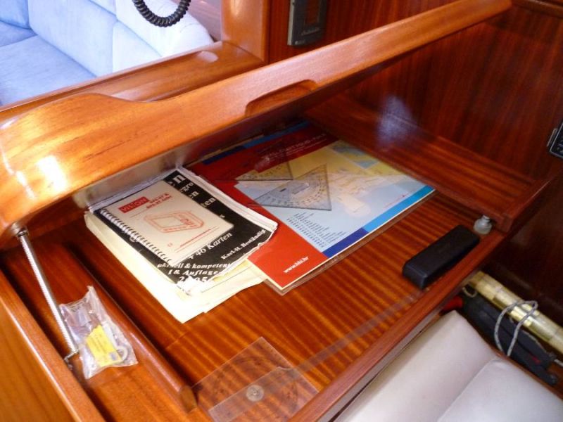 Bavaria 44