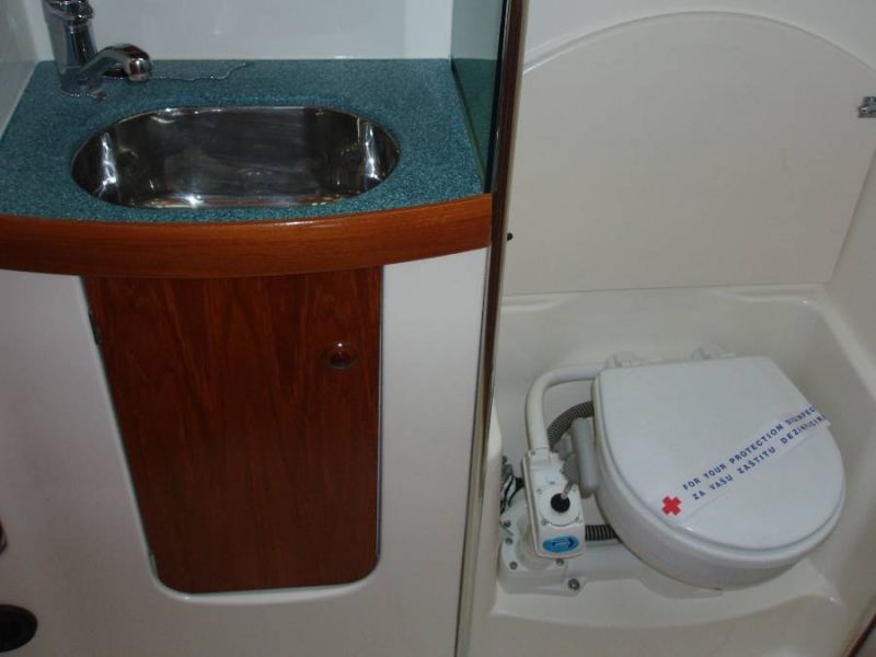Sun Odyssey 43
