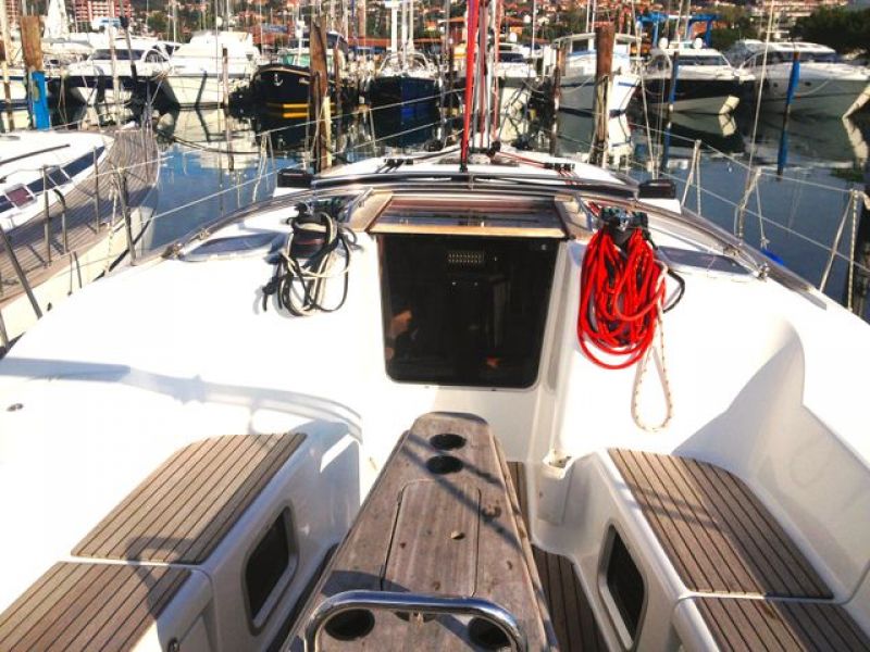 Sun Odyssey 42i