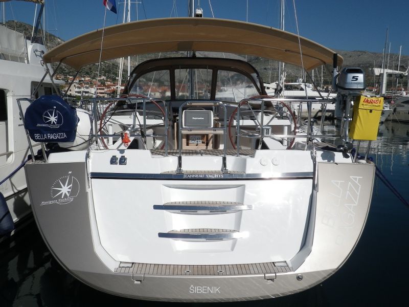 Jeanneau 57