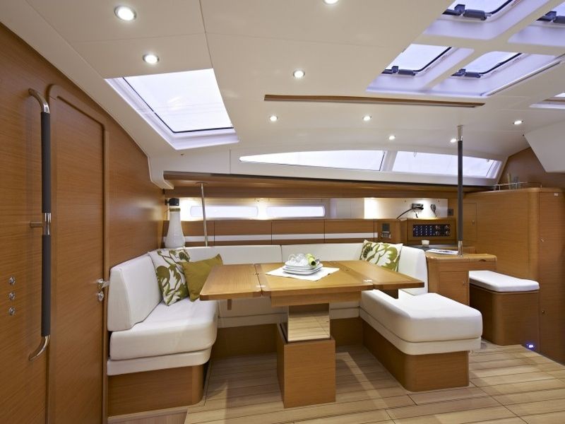 Jeanneau 57
