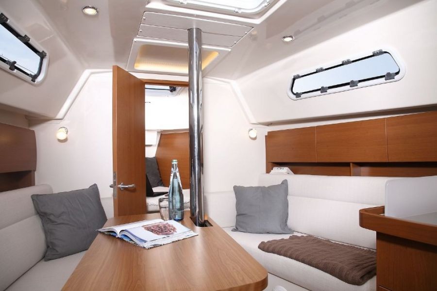 Hanse 325
