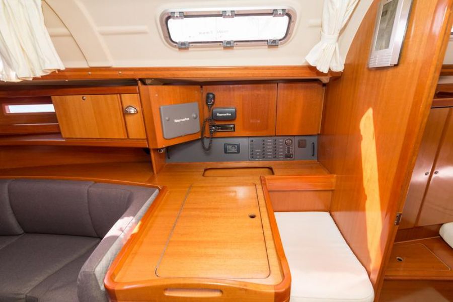 Dufour 385 GL