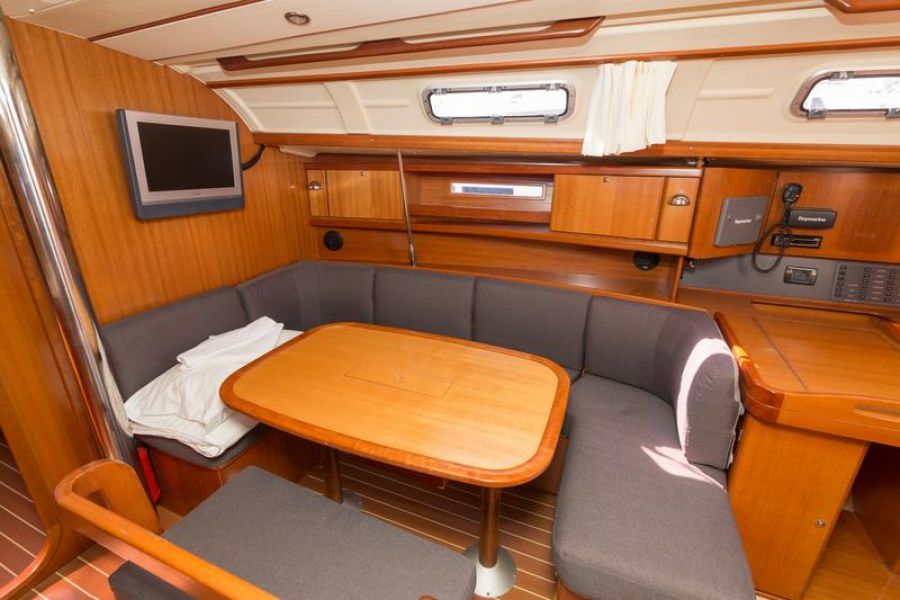 Dufour 385 GL