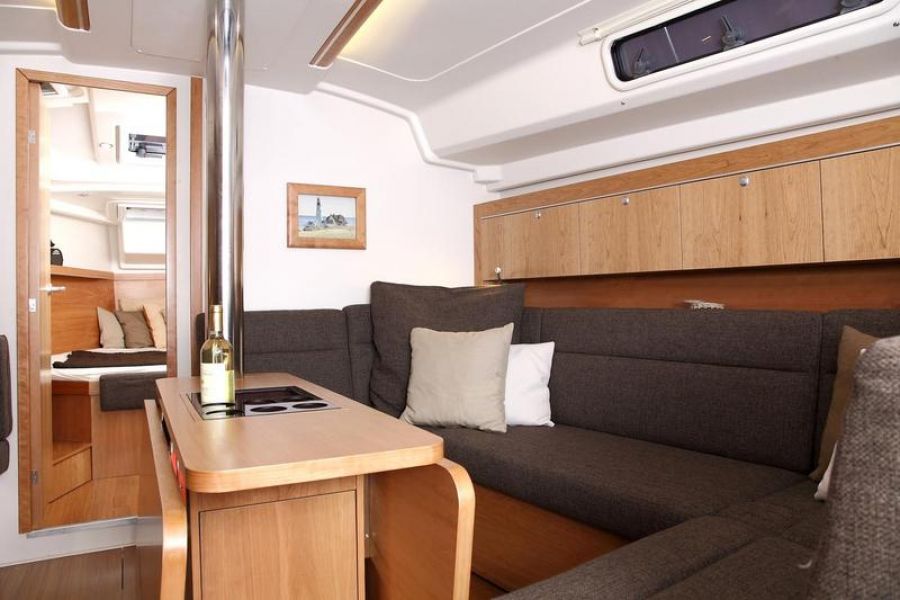 Hanse 415