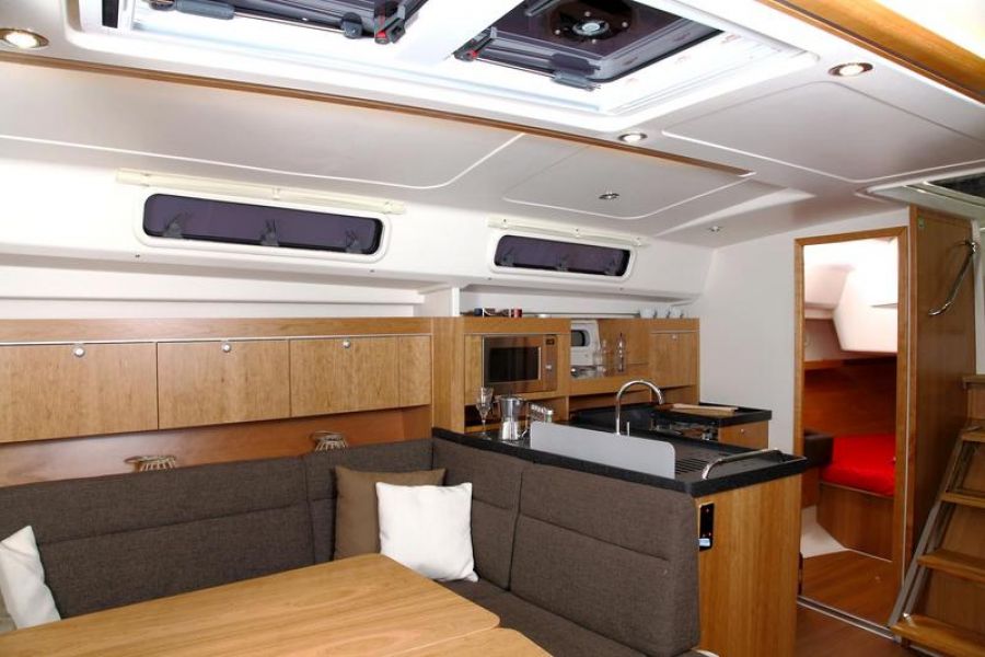 Hanse 415