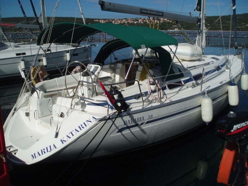 Bavaria 38