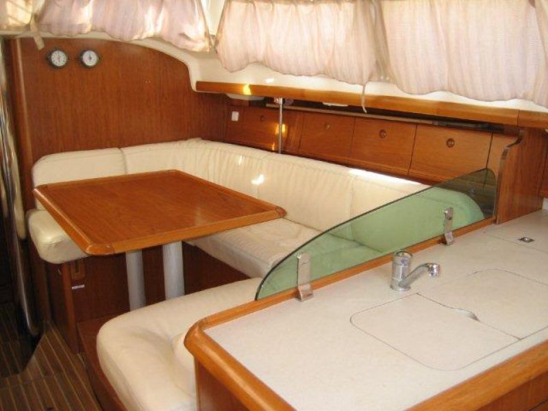 Sun Odyssey 43 DS