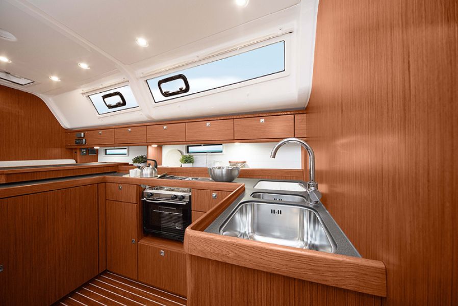 Bavaria Cruiser 51