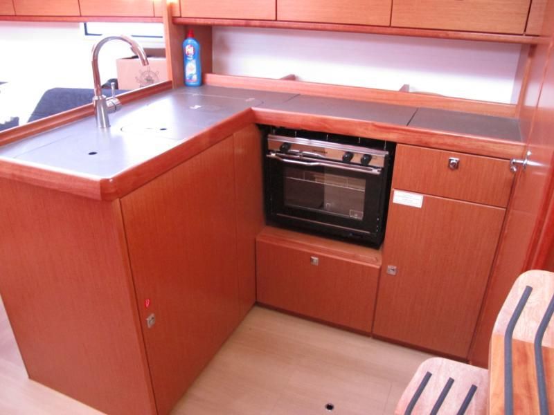 Bavaria Cruiser 37 - 3 cab