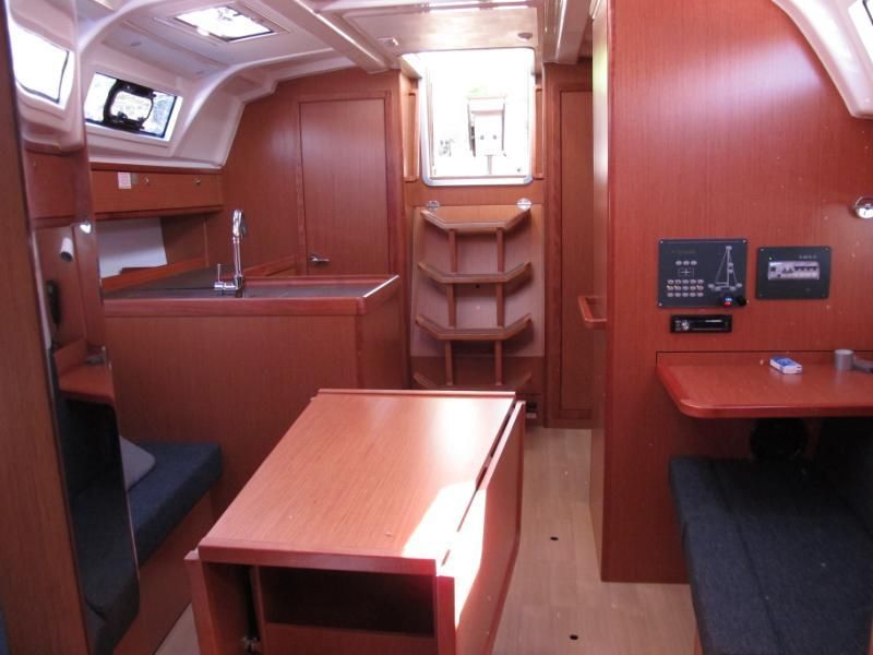 Bavaria Cruiser 37 - 3 cab