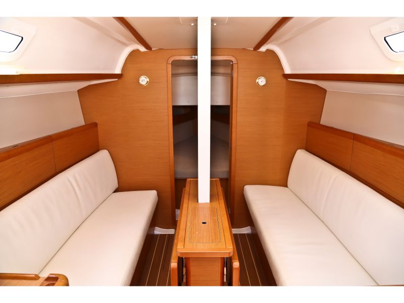 Sun Odyssey 33i