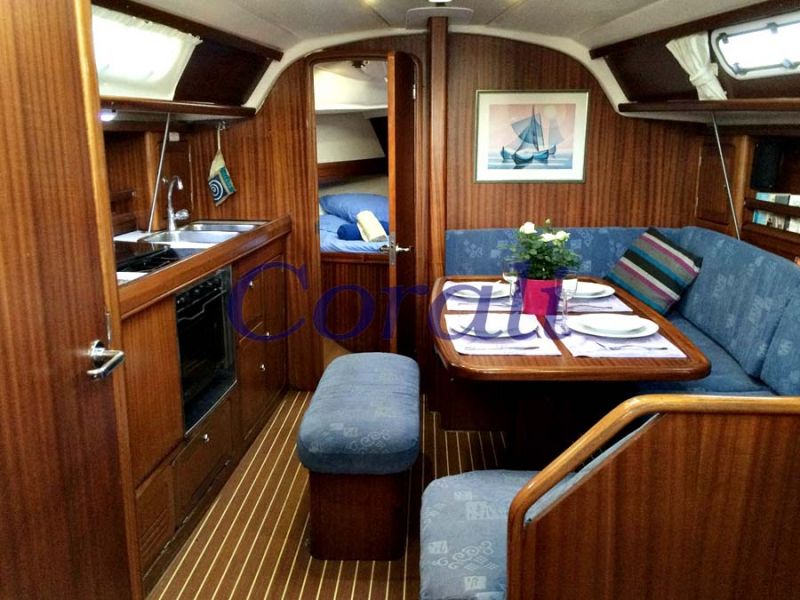 Bavaria 37
