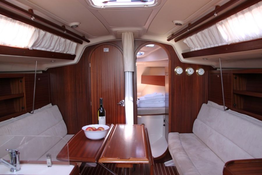 Salona 37