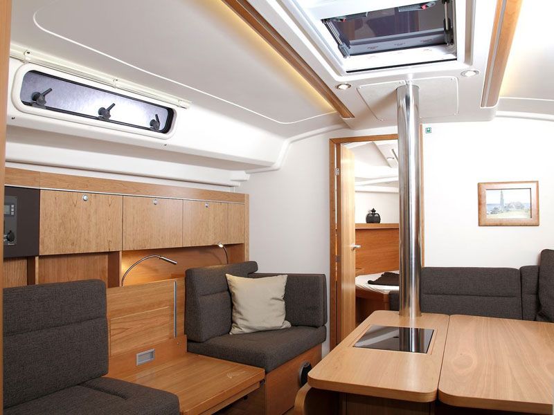 Hanse 415