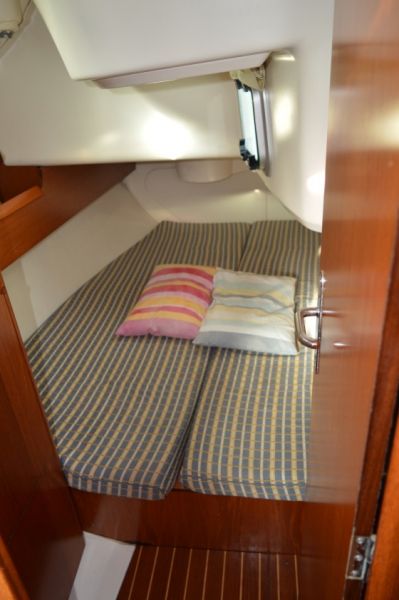 Sun Odyssey 35