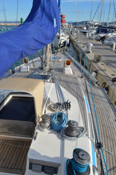 Swan 39