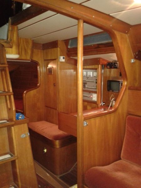 Swan 39