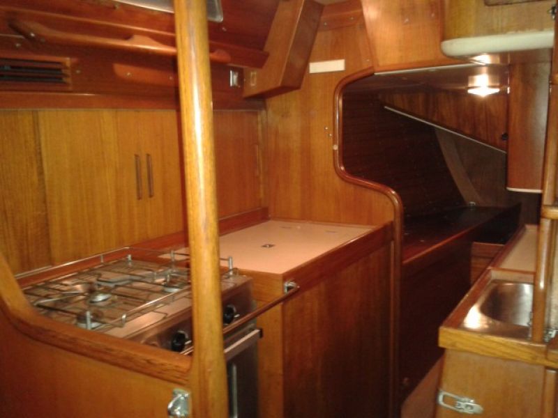 Swan 39