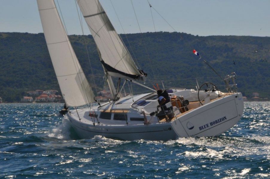 Hanse 345 