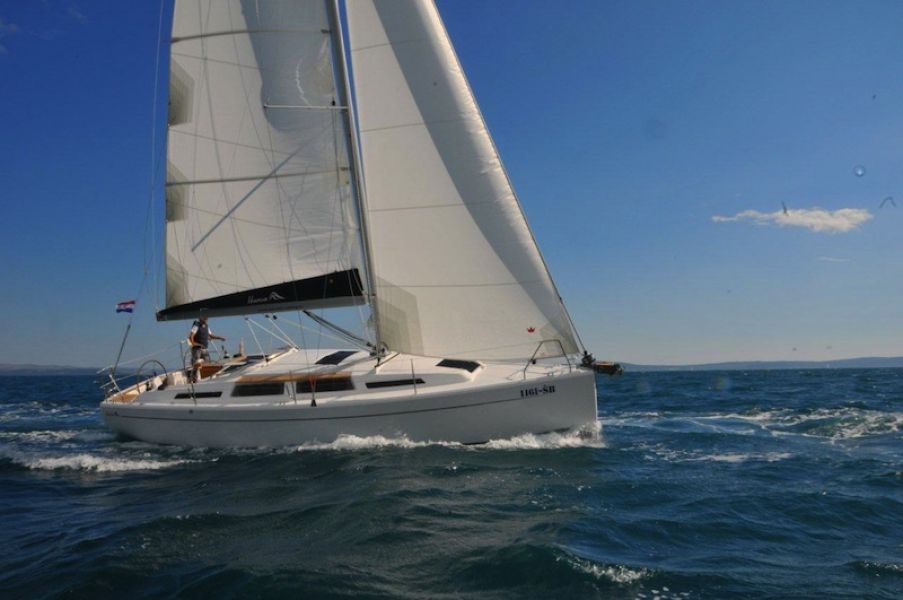 Hanse 345 