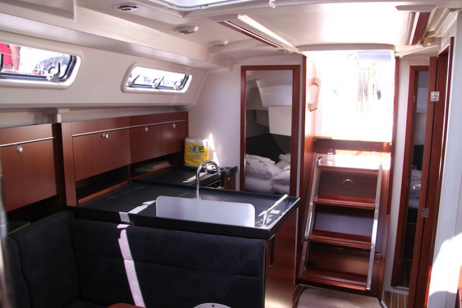 Hanse 345 