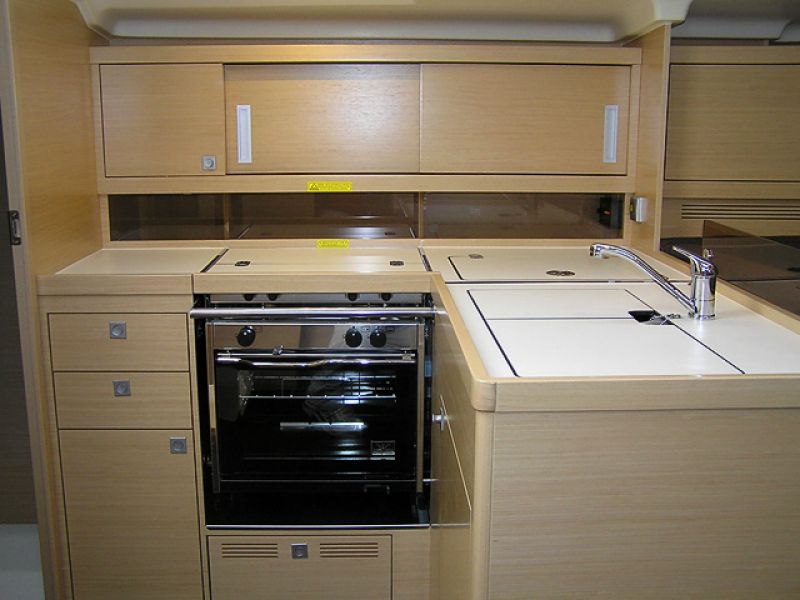 Elan 350