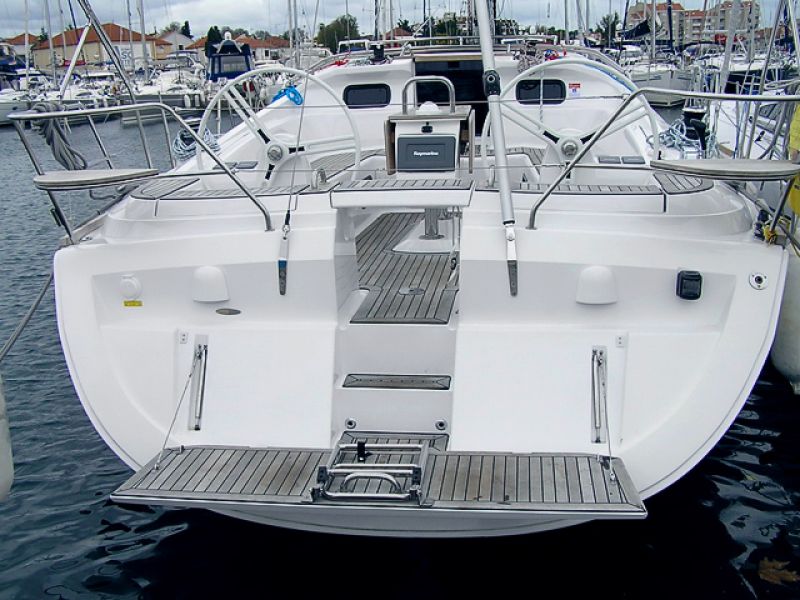 Elan 444 Impression