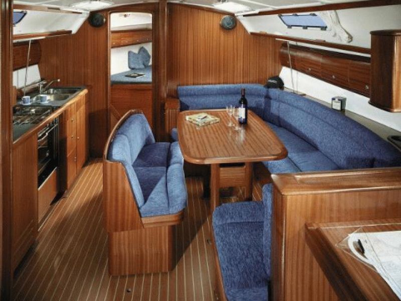 Bavaria 38