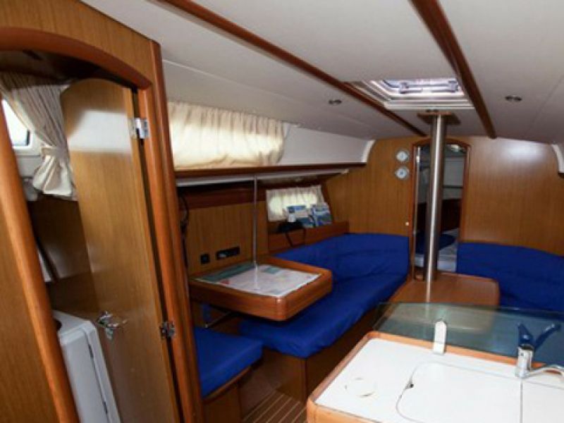 Sun Odyssey 36i