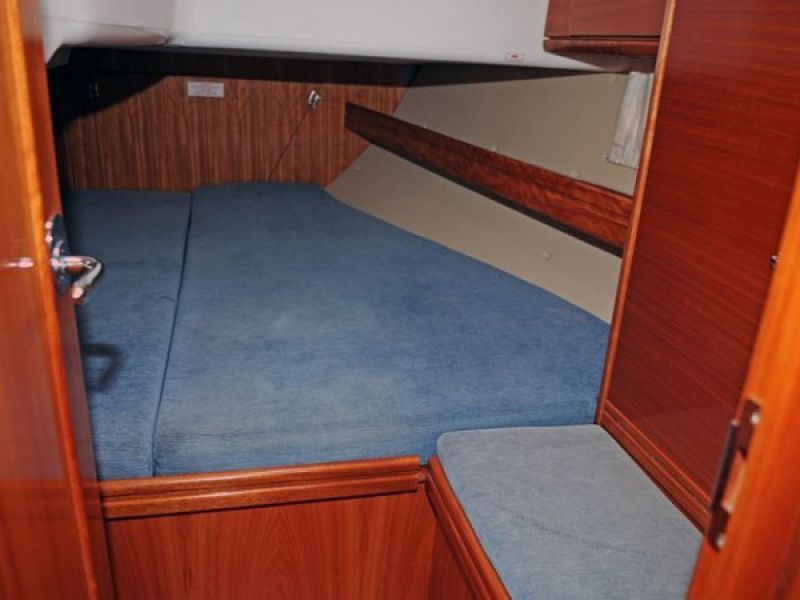 Bavaria 39