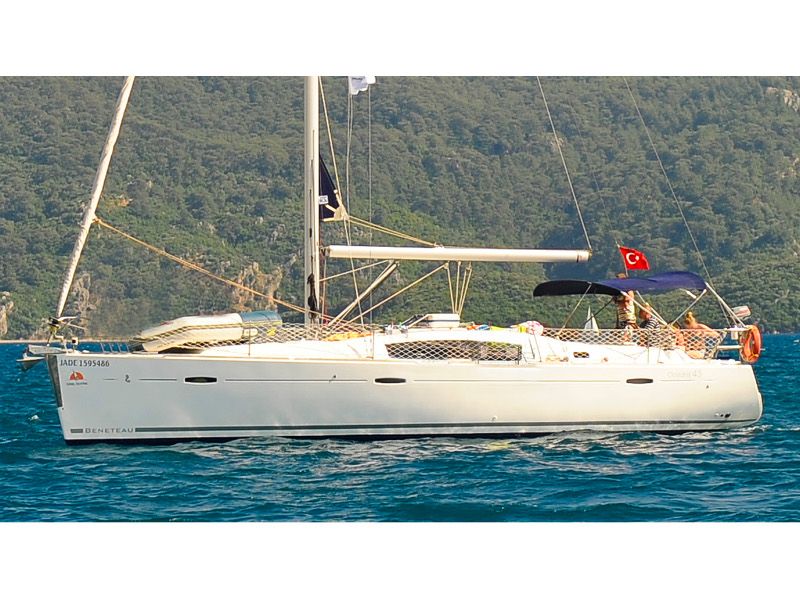 Oceanis 43