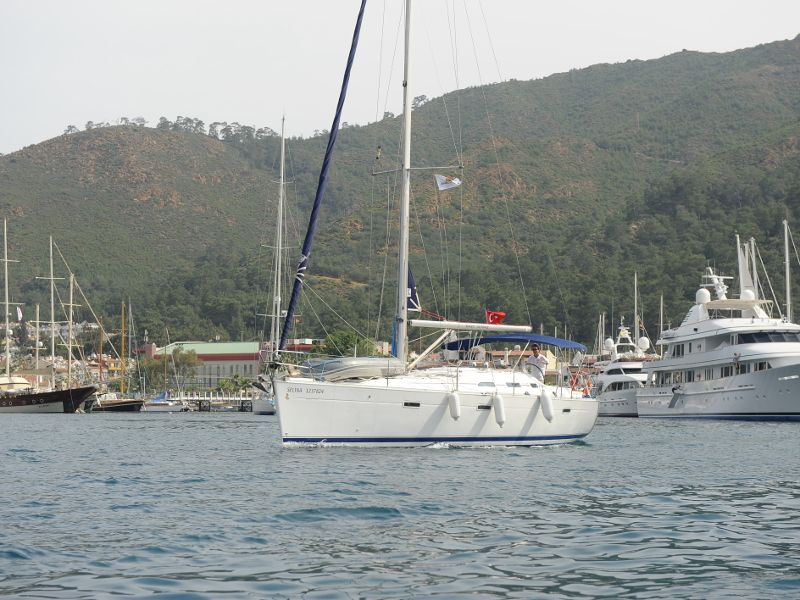 Oceanis 393