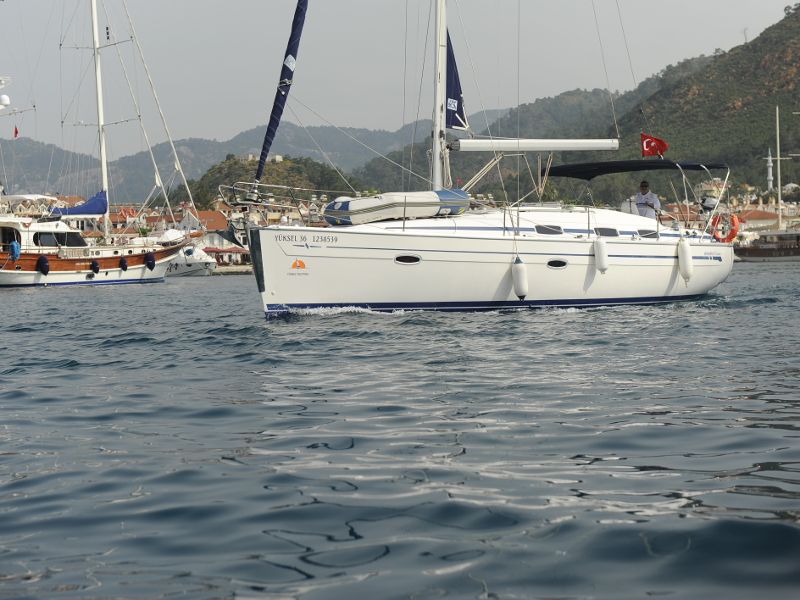 Bavaria 39