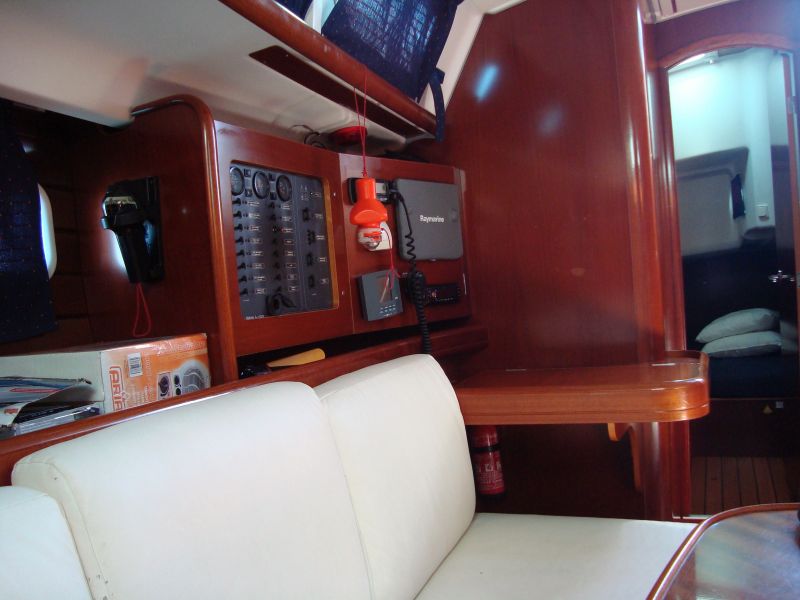 Oceanis 423