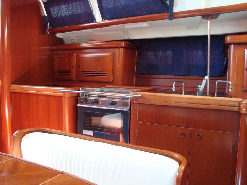 Oceanis 423