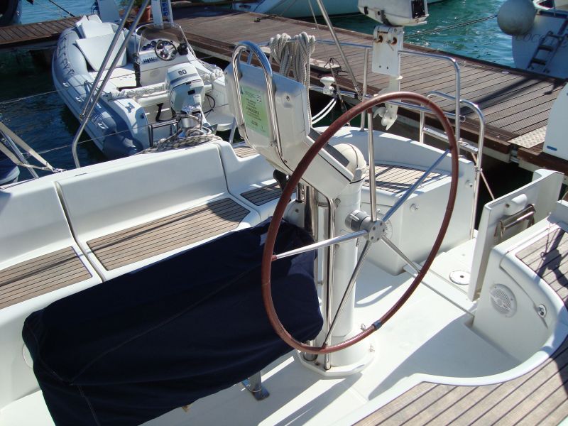 Oceanis 423