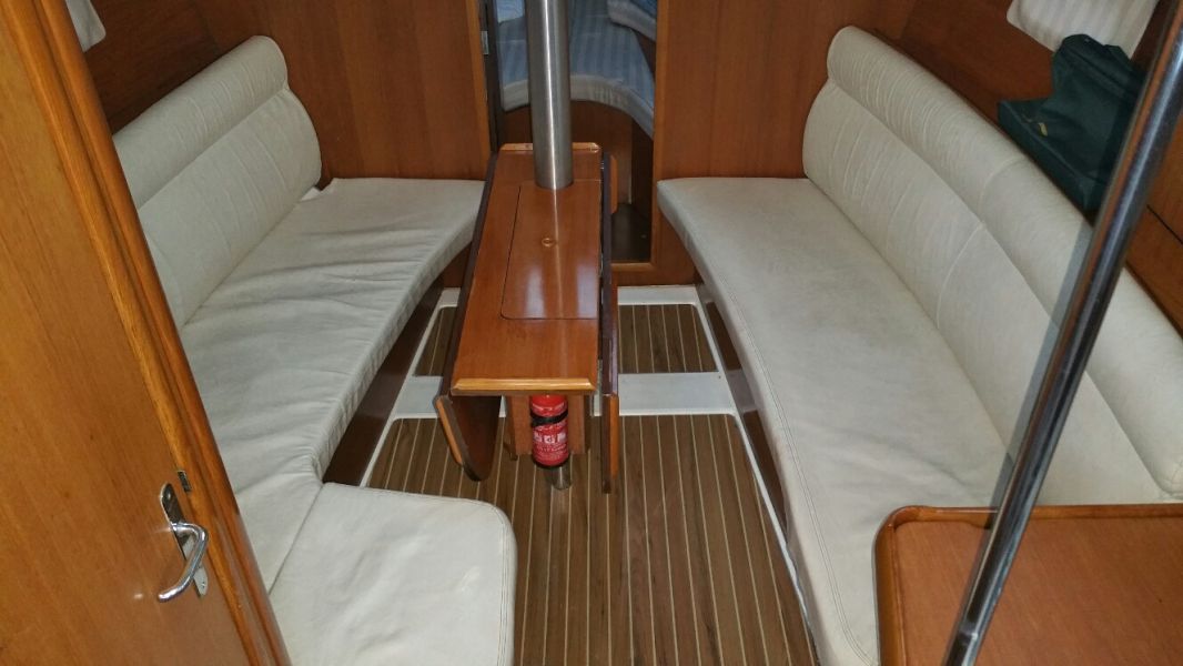 Sun Odyssey 32