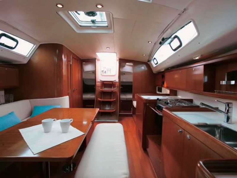 Oceanis 40