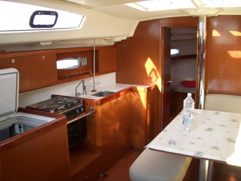 Oceanis 40