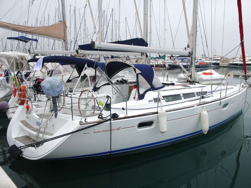 Sun Odyssey 42 i