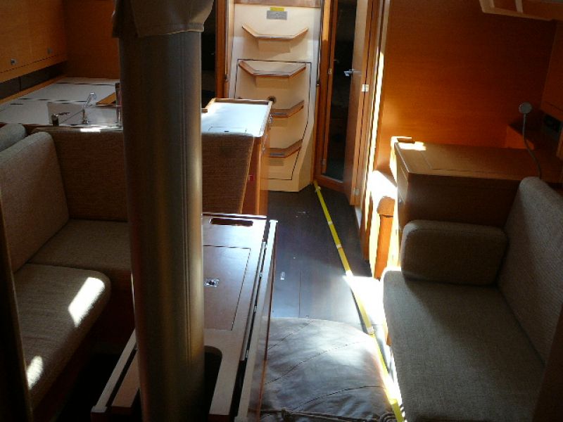 Elan 410